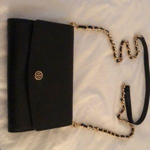 TORY BURCH Robinson Chain Wallet Black